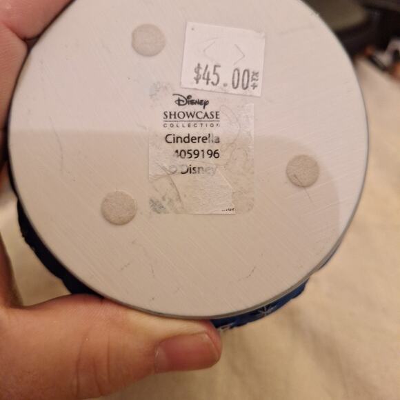 Disney Showcase Collection CINDERELLA SNOW GLOBE Excellent Condition - Picture 6 of 7